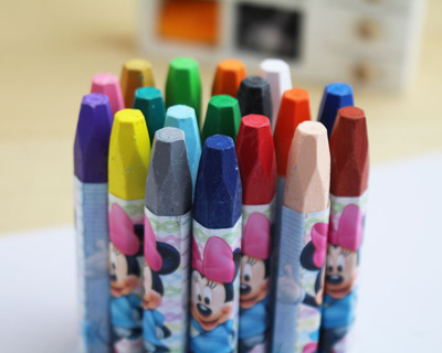 热销24色蜡笔 彩色铅笔 油画棒 儿童文具用品 卡通礼盒套装 250g